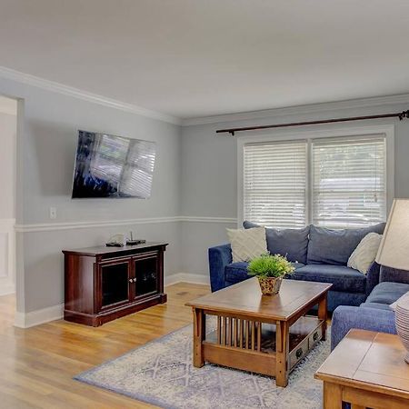 Charming Home Near Folly & Downtown Чарлстън Екстериор снимка