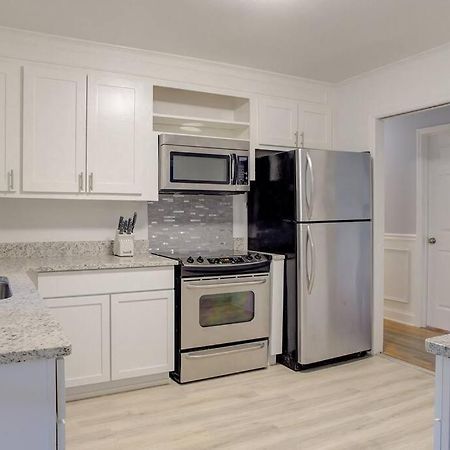Charming Home Near Folly & Downtown Чарлстън Екстериор снимка