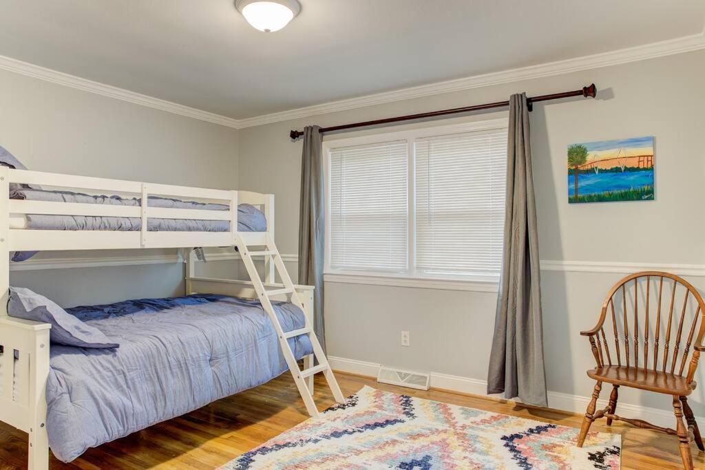 Charming Home Near Folly & Downtown Чарлстън Екстериор снимка
