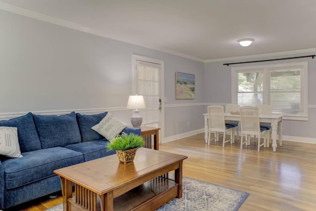 Charming Home Near Folly & Downtown Чарлстън Екстериор снимка