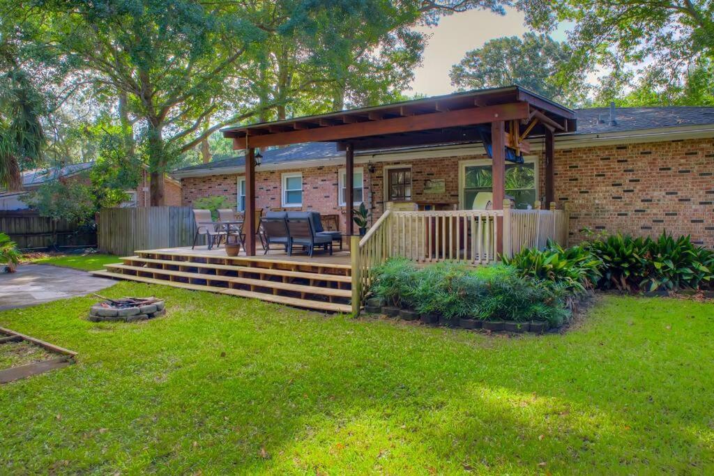 Charming Home Near Folly & Downtown Чарлстън Екстериор снимка