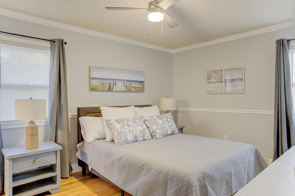 Charming Home Near Folly & Downtown Чарлстън Екстериор снимка